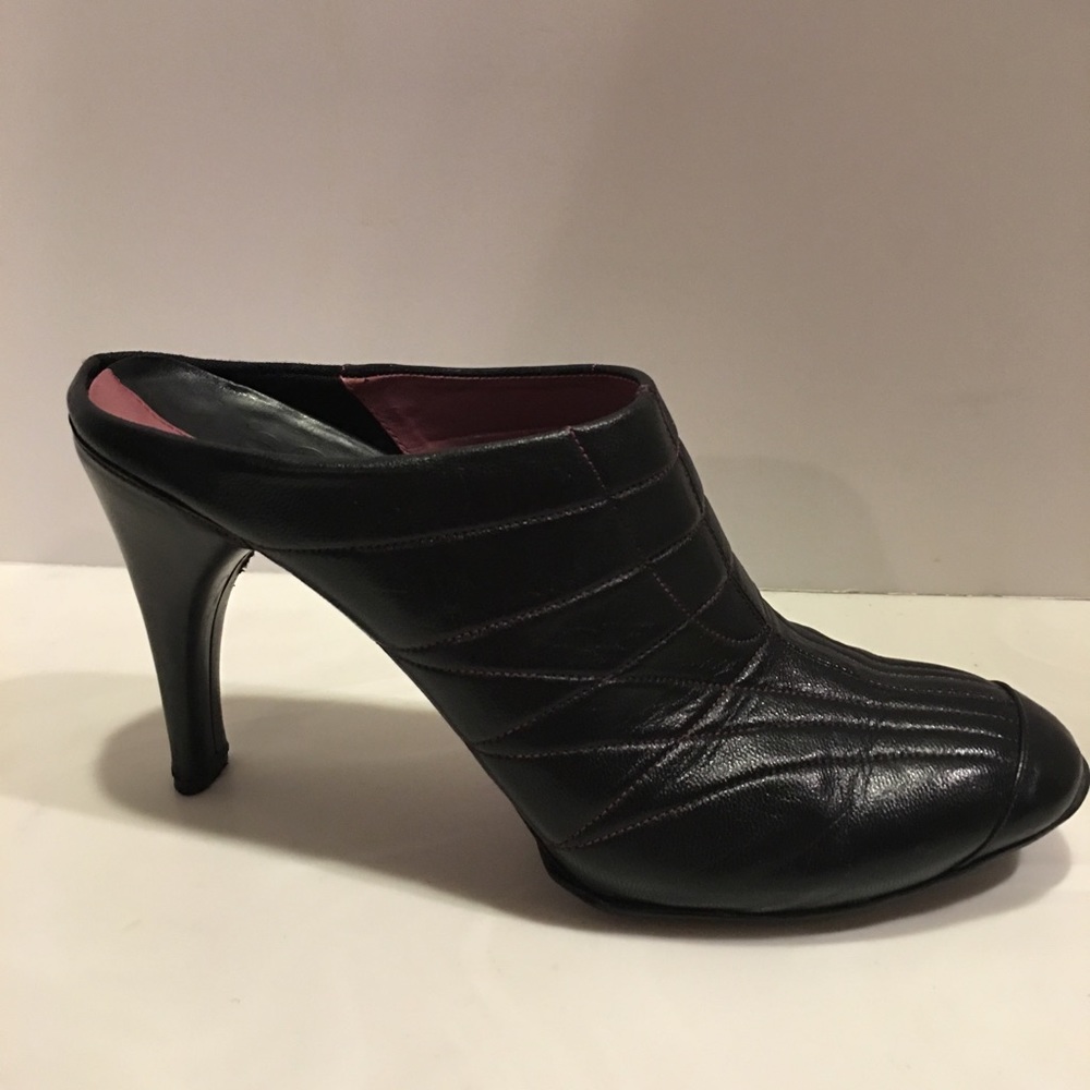 Cole Hahn G Series Black Leather Mules 9 1/2 B